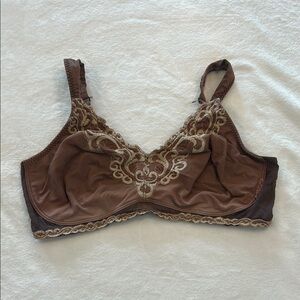 Vintage Brown Lace Women's Bra